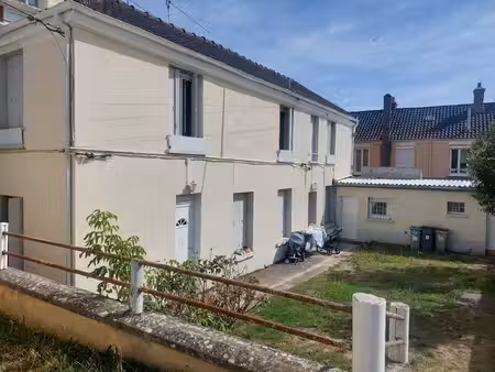 pour investisseur : 2 immeubles proximité de la gare sncf de fo