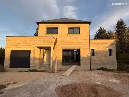 maison 4 chambres en cours de construction