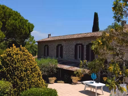bastide avec piscine  pool house et appartement indépendant
