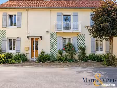 duplex 4 pièces 95 m²