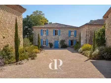 un domaine gascon intemporel baigné d'une lumière magique