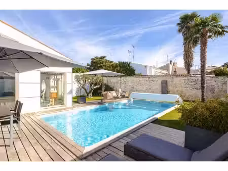 lafond  lotissement privé : maison familiale de 7 pièces  jard