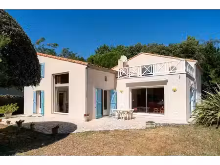 exclusivite : villa balneaire face a la plage du platin saint pa