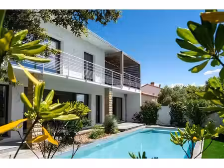 vaux-sur-mer – belle rénovation d'une villa contemporaine avec a