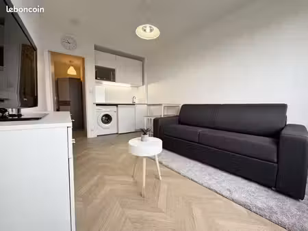 studio 1 pièce 19 m²