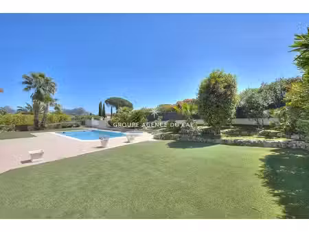 saint raphael valescure villa 6 pieces  4 chambres  piscine   terrain de 1 200 m² et...
