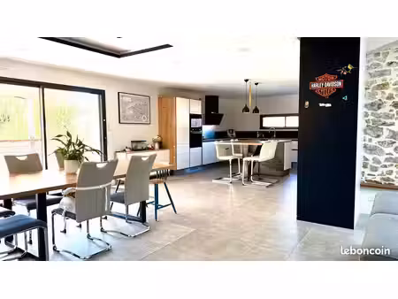 maison frossay 4 chambres