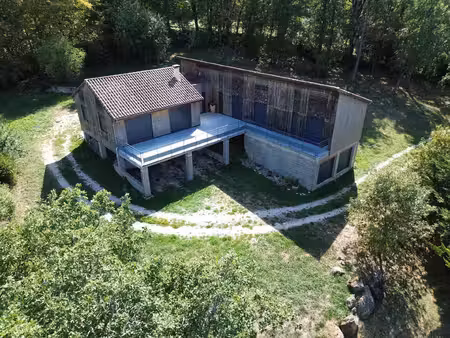 vue exceptionnelle : maison entre gourdon et souillac sur 3.190m²