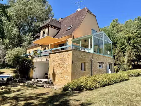 magnifique maison avec grande piscine