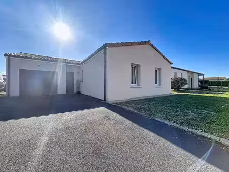 maison mauzé-thouarsais 4 pièces