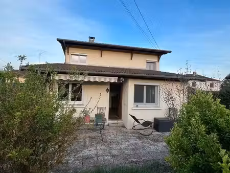 maison a rigneux le franc