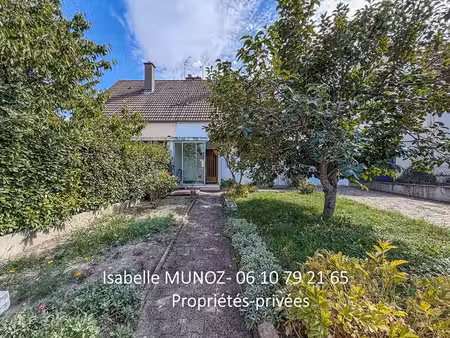 perignat les sarlieve : maison f4 avec jardin  terrasse et près de 90 m² de dépendances