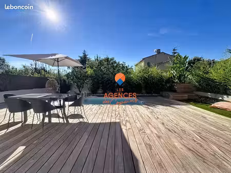 villa 6 pièces 170 m²