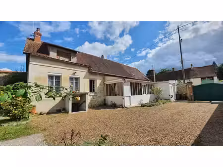 maison en pierre de 160 m2 avec terrain clos et arboré villers-saint-sépulcre