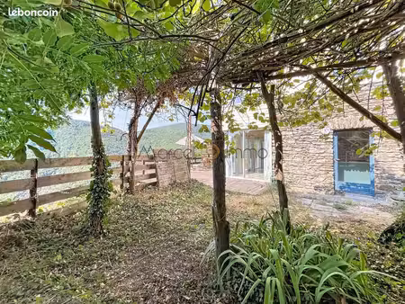 propriété 7 pièces 179 m²