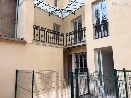 location t1 en hyper centre ville bourg-en-bresse  réservé aux salariés du privé ou étudia