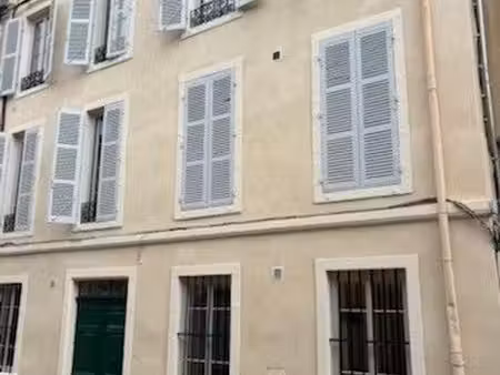 location t2 hyper centre réservé aux salariés du privé