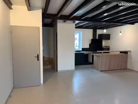 loue maison de village