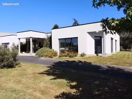 bureaux 545 m²