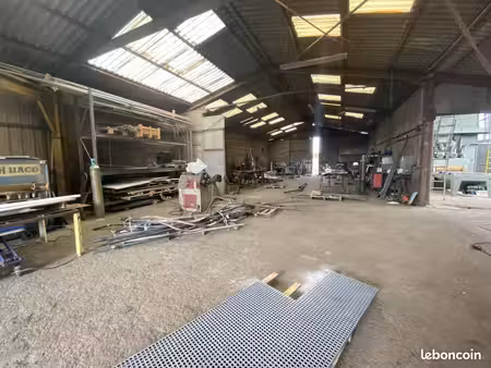local d'activité 515 m²