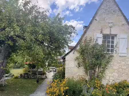 maison de charme dans un paisible hameau au bord de l'indre