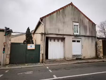 entrepot a nevers sur 2 niveaux: possible loft
