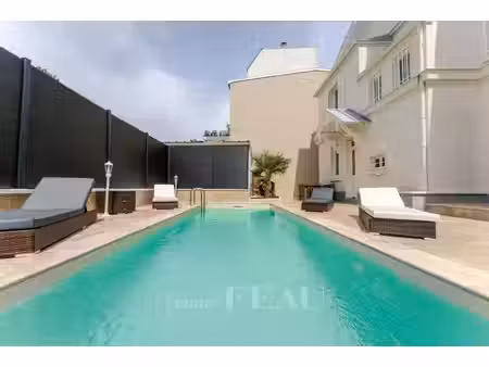 courbevoie - maison contemporaine avec terrasse et piscine