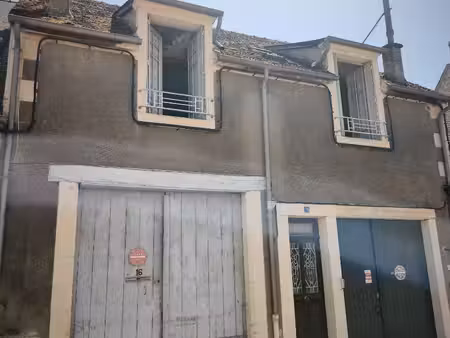 appartement avec garage en centre-ville de la charité-sur-loire (58400)