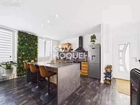 appartement 4 pièces 102 m²