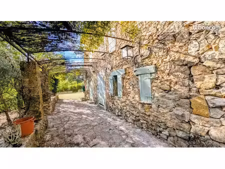 maison 6 pièces 135 m²