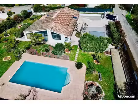 villa 5 pièces 103 m²