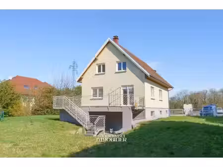 maison pratique avec potentiel à 25 min de neuchâtel  35 min de bâle