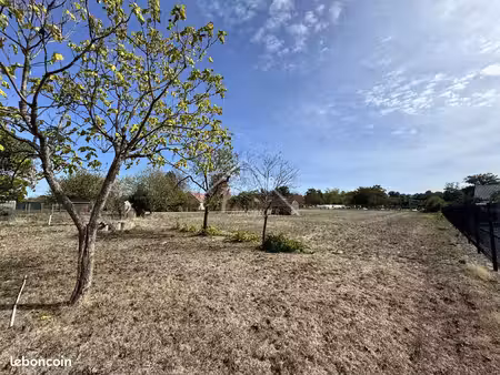 terrain 1300 m² dompierre-sur-besbre