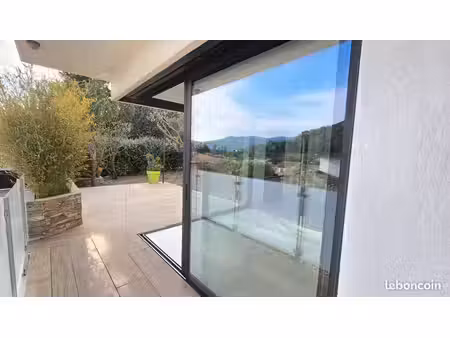 villa neuve contemporaine