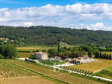 var - domaine viticole & oenotouristique - 70 ha