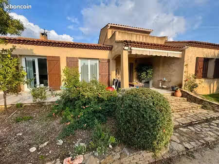maison 104m2 avec piscine proche mer