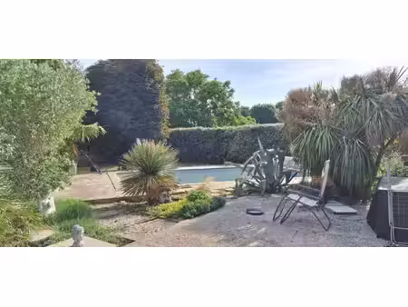 corpe (85) calme absolu villa 2009 plain pied grand confort avec piscine double garage sur