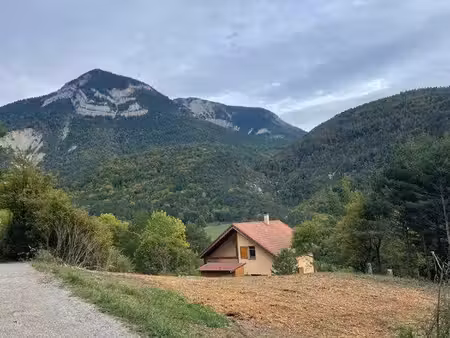terrain constructible 1050m2 avec permis purgé
