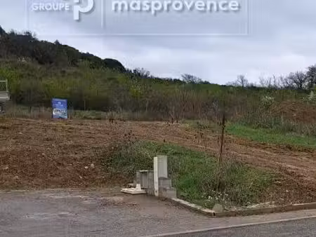 terrain à bâtir de 300 m² à manosque (04)