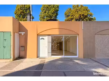 loue local commercial