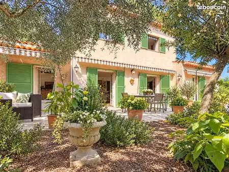 recherche maison ou appartement en rez-de-chaussée – famille de 4 personnes – budget 1 300
