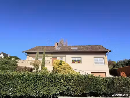 maison 6 pièces 157 m²