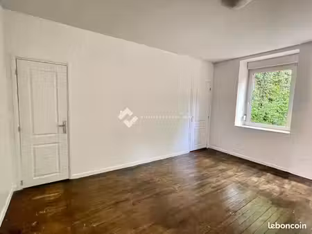 immeuble 184 m² darney