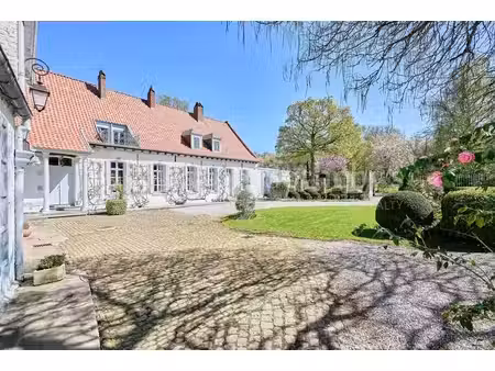 superbe corps de ferme du 18ème siècle.