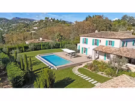 exclusivite st paul de vence - magnifique propriété située proche du village