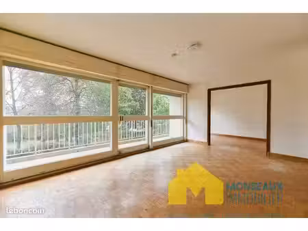 appartement 4 pièces 82 m²