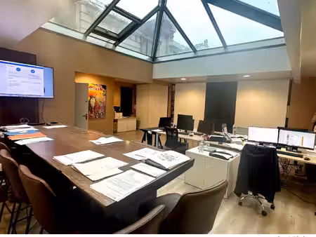 bureaux lumineux en hypercentre d'angers avec garage!
