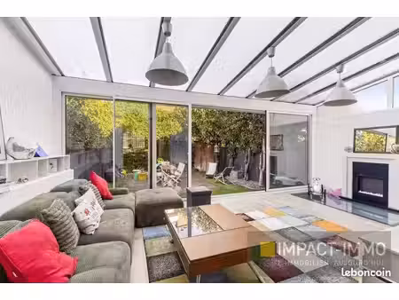 maison 6 pièces 121 m²