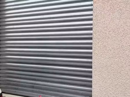 entrepôt de 100 m2