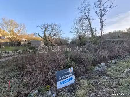 terrain 1 100 m² balazuc